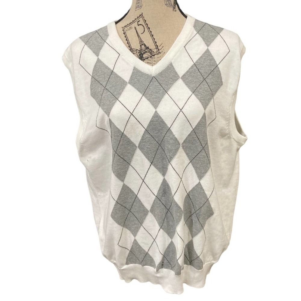 Sweater‎ Vest Size L by Consensus